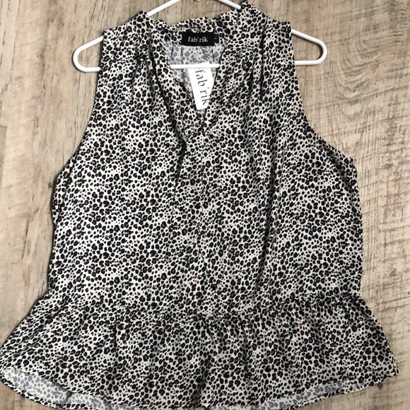 fabrik Tops - NWOT FABRIK Animal Print Tie Peplum Tank